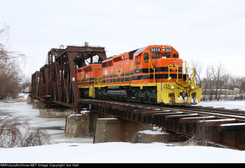 702 rolls across the Saginaw River